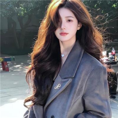 水瓶座女孩